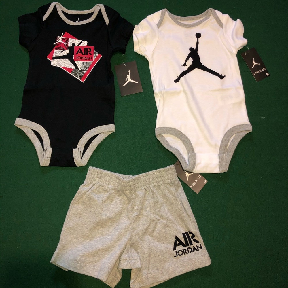 3-piece Jordan Jumpman outfit INFANT New!!!!